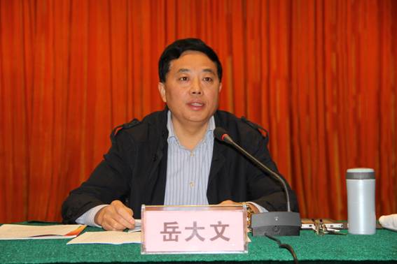 点击放大鼠标滚轮控制大小